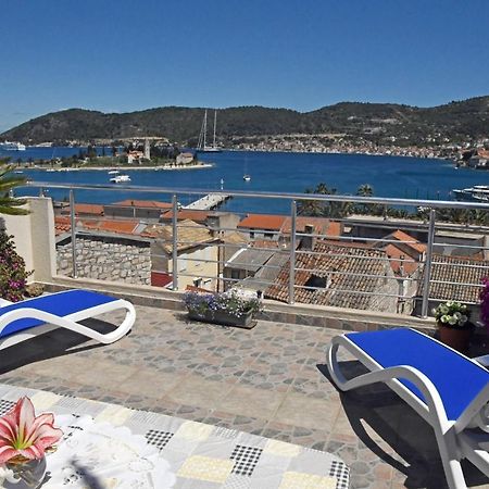 Apartment II Radisic Beautiful View Vis Exteriér fotografie