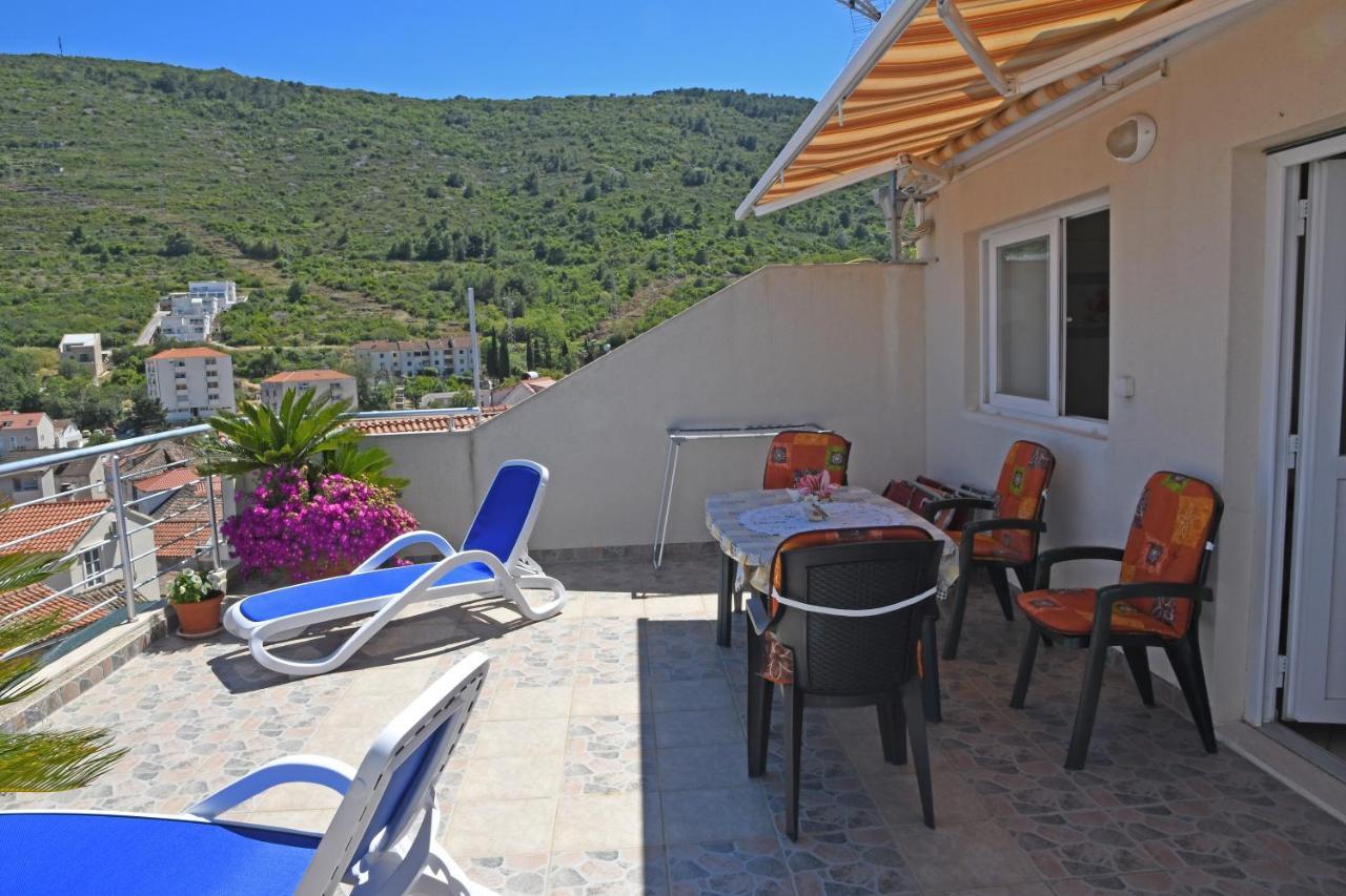 Apartment II Radisic Beautiful View Vis Exteriér fotografie