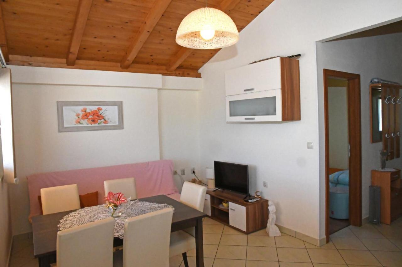 Apartment II Radisic Beautiful View Vis Exteriér fotografie